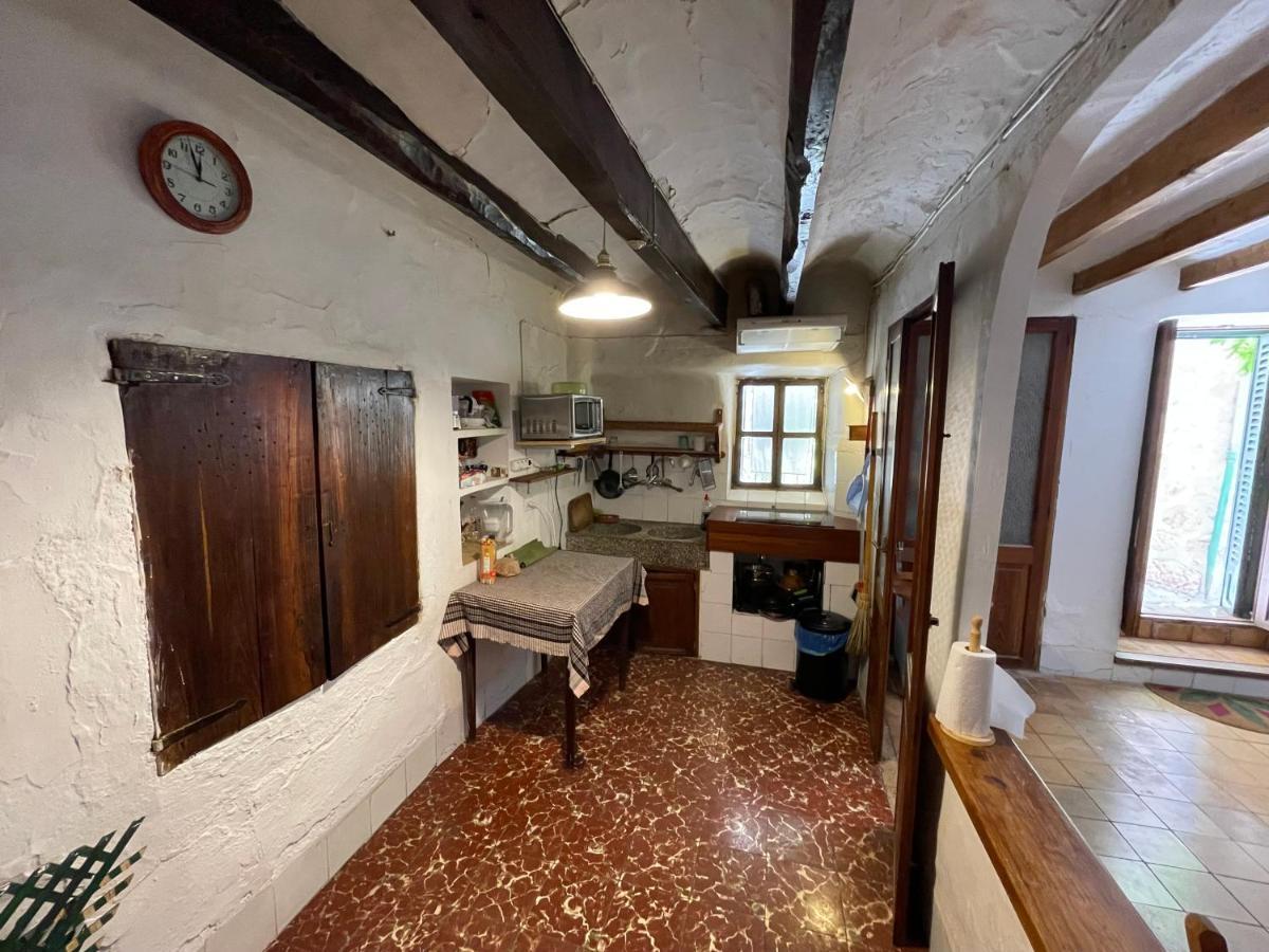 Encantadora Casita En El Centro De Fornalutx Luaran gambar