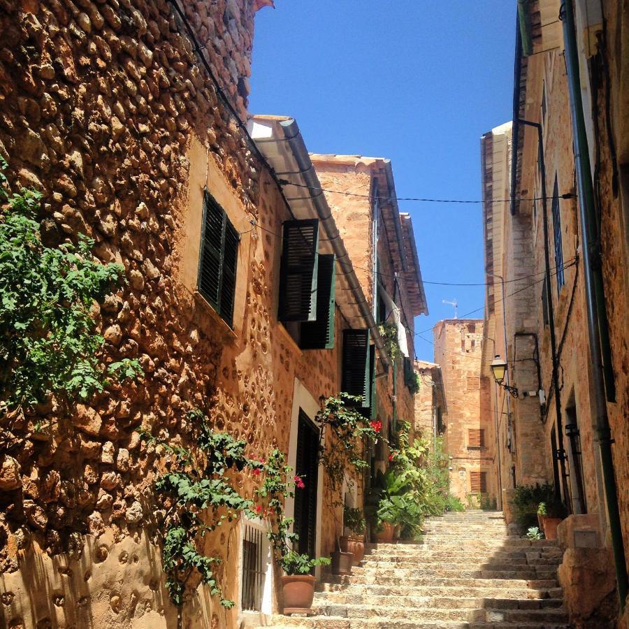 Encantadora Casita En El Centro De Fornalutx Luaran gambar